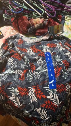 Hang Ten Tropical Print T-Shirt Size L