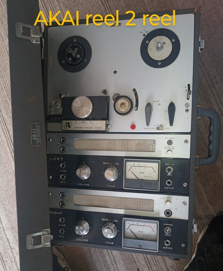 AKAI Reel To Reel M-8
