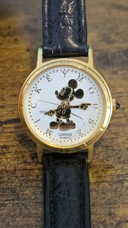 Vintage Lorus Mickey Mouse watch