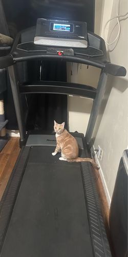 NordicTrack Treadmill with iFIT Touchscreen – Great Condition!
