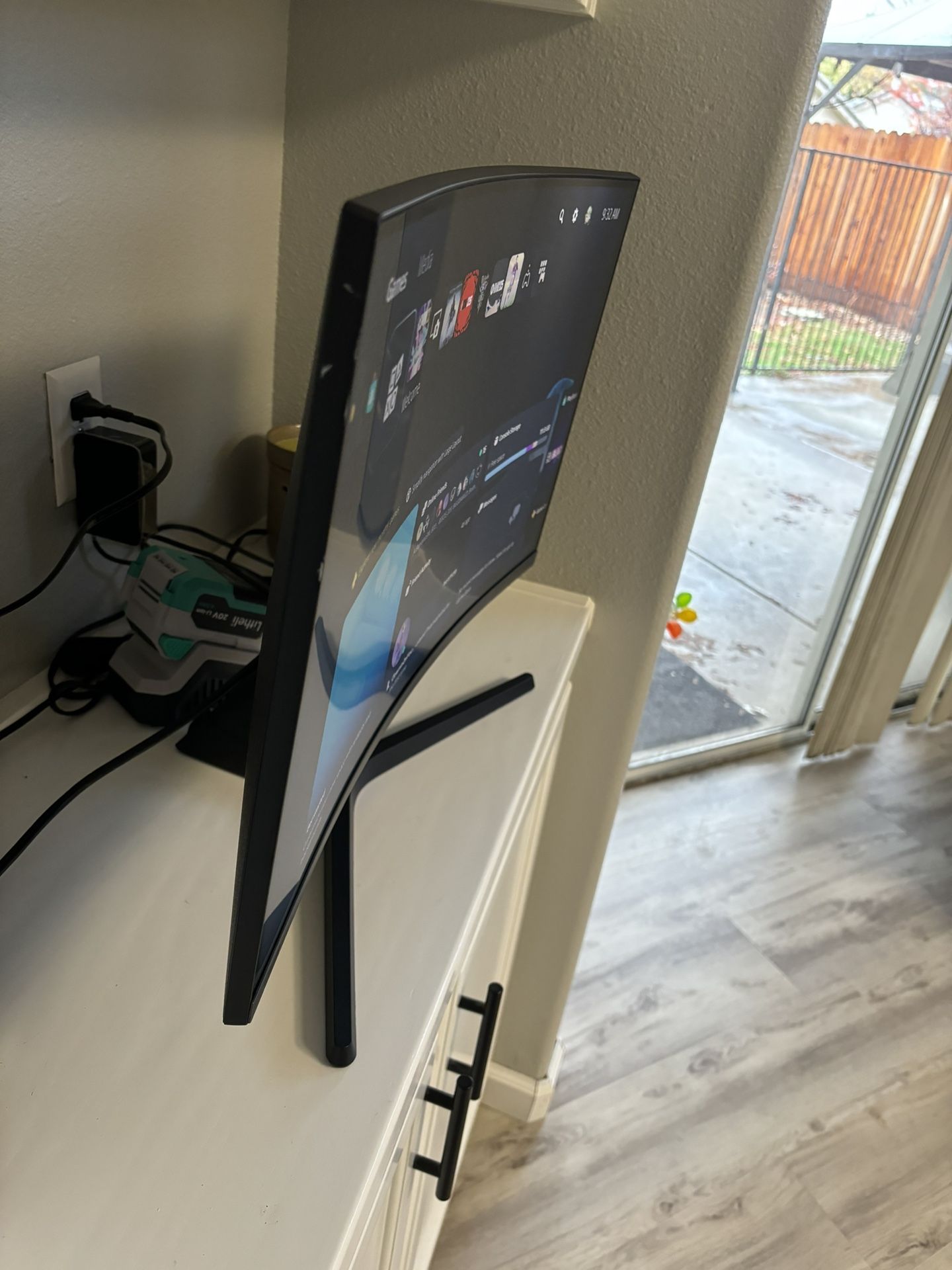 Samsung Curved Monitor 27’