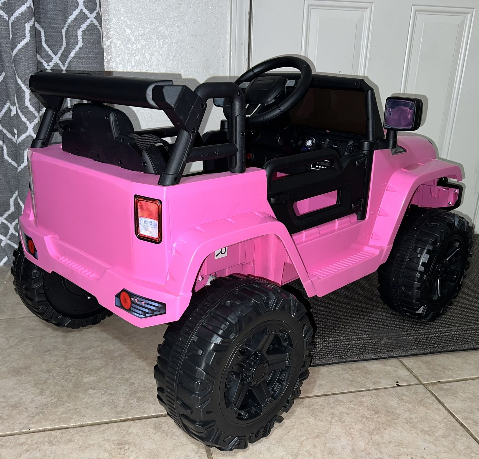 Kids Electric Ride On Jeep With Remote Control! Powerwheels Hot