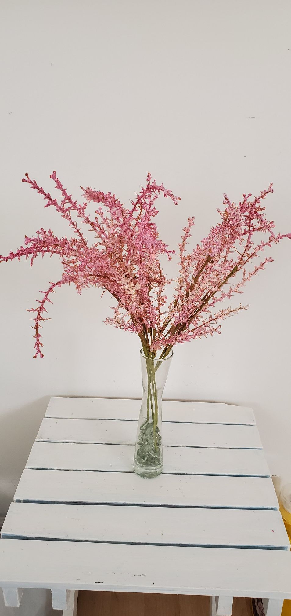 Beautiful pink assorted artificial flowers. Total of 3 bunches.