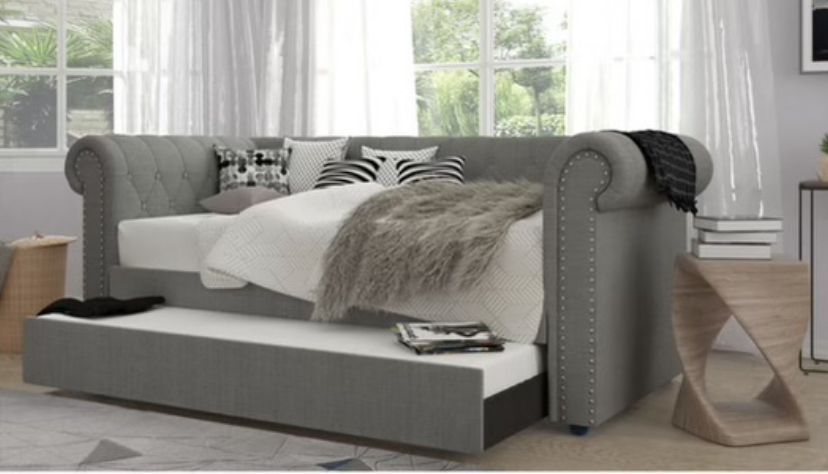 Full / Twin Bunkbed with Both Mattresses