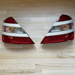 07-09 Mbz S550 W221 Taillights-OEM