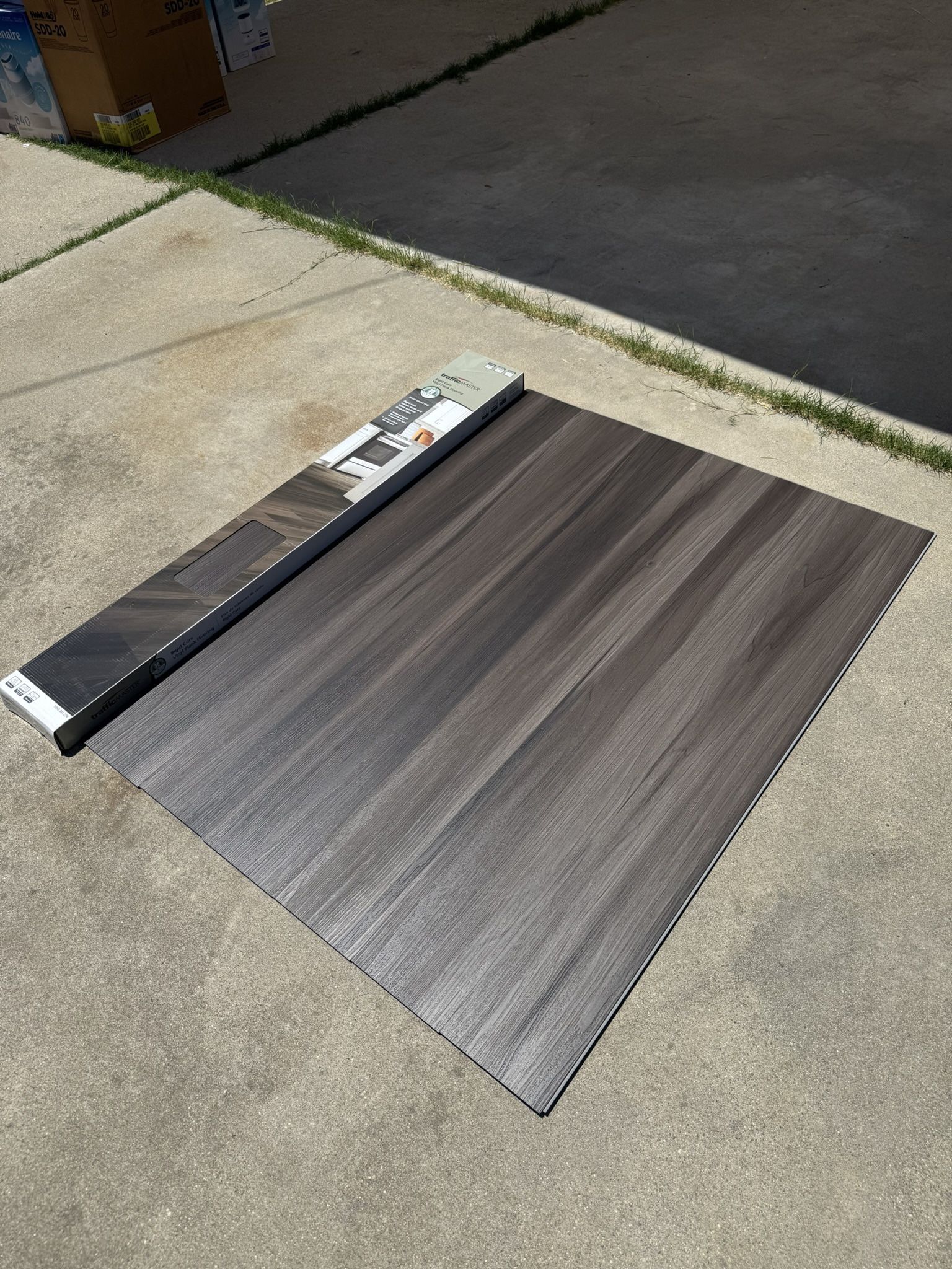 Trafficmaster Shady Grove Pine Waterproof Click Lock Luxury Vinyl Plank Flooring