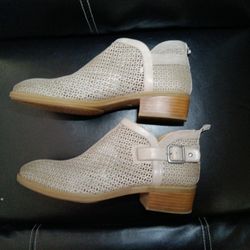 Comfortiva Women’s Booties – Size 10 – Cut-Out Style – Neutral Beige
