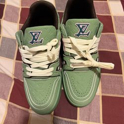 Louis Vuitton trainer shoes
