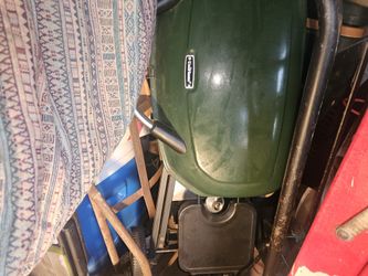 Uniflame Collapsable Propane Grill