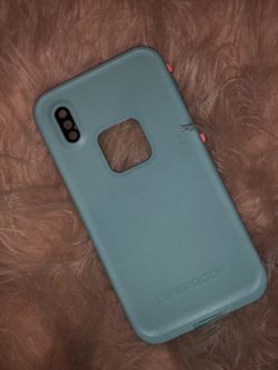 iPhone X life proof case