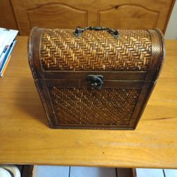 Vintage Wine Case   Holds 3 Bottles 