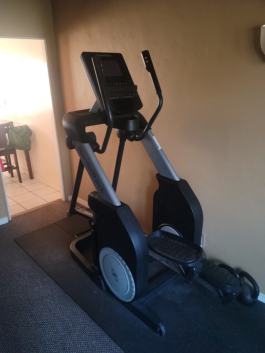 Nordictrack Elliptical Fs9i