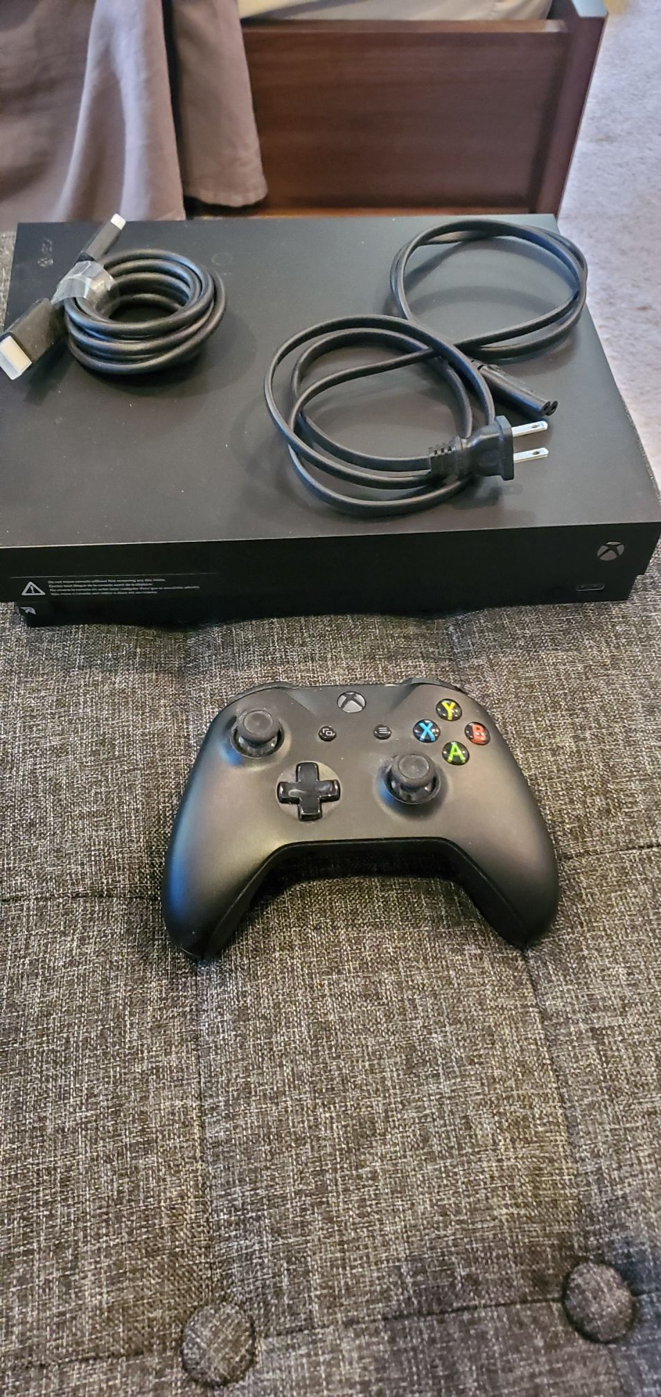 Xbox One X 1TB console with controller, HDMI cable and Carrying Case
