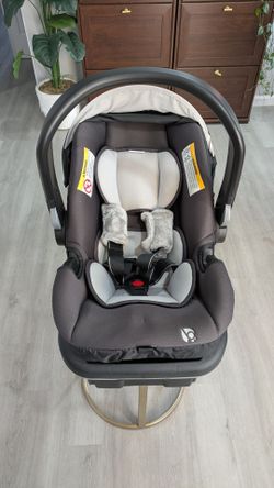 Baby Trend Car seat