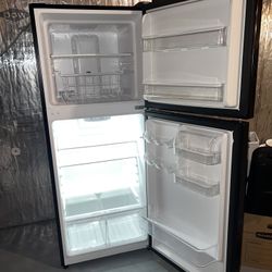 Magic Chef Refrigerator 