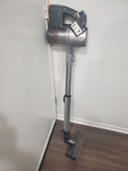 LG CORD ZERO CHARGE PLUS CORD LESS VACUUM CLEANER