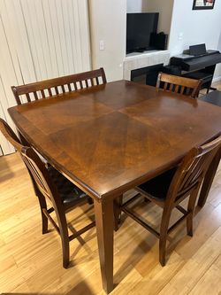 Free Height Dining Table set