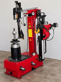 BUSCO PERSONA QUE PUEDA ARREGLAR ESTA MÁQUINA DESMONTADORA TIRE CHANGER