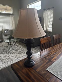 Table lamp