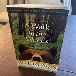 A Walk in the Woods, By Bill Bryson - Paperback Book