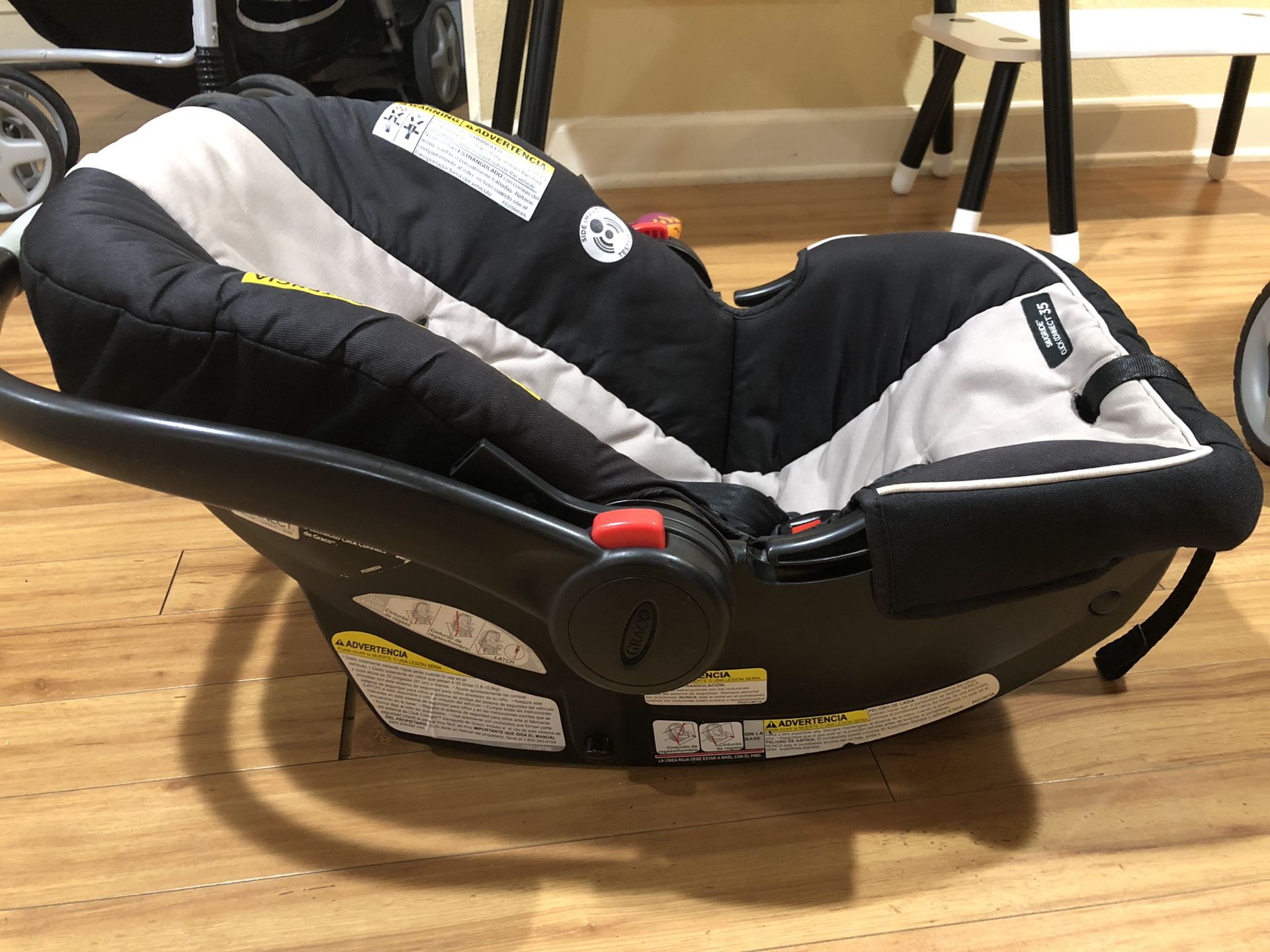 Graco stroller + car seat + car seat base
