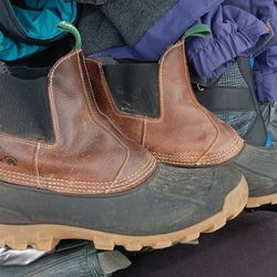 Size 10 Men Kamik Snow Boots