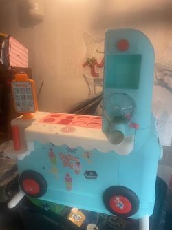 Ice cream truck