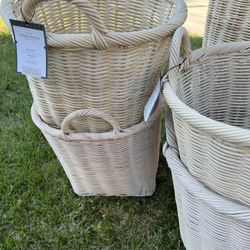 Ratten Basket With Handles