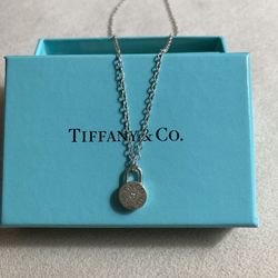 Authentic Like New Tiffany & Co Diamond Silver Necklace