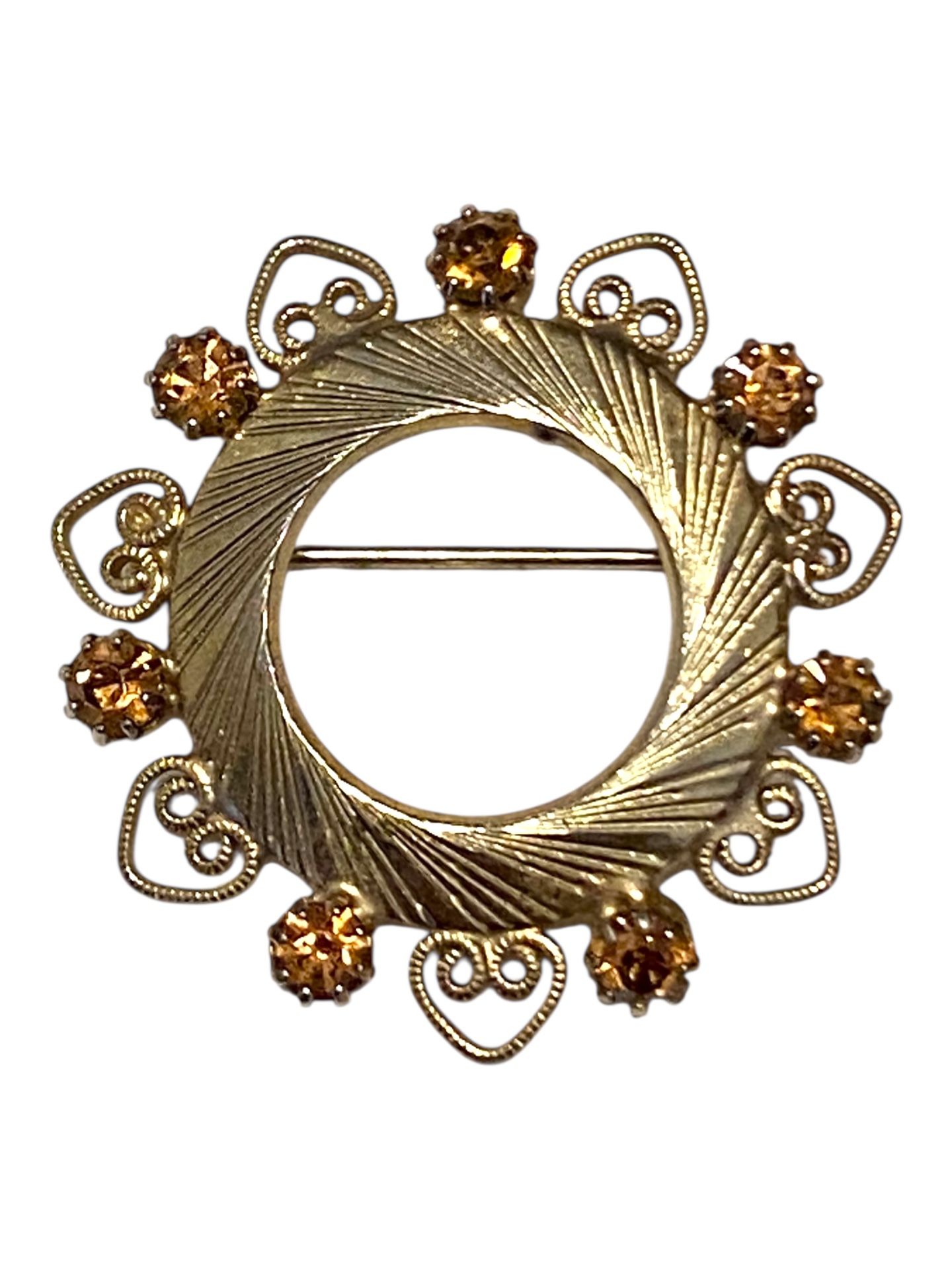 Classy Brooch With Rhinestones