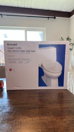 Brand New Brondell Swash CL150 Bidet Toilet Seat (Non-Electric)