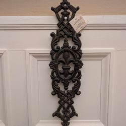 Brown Metal Fleur-de-lis Wall Art