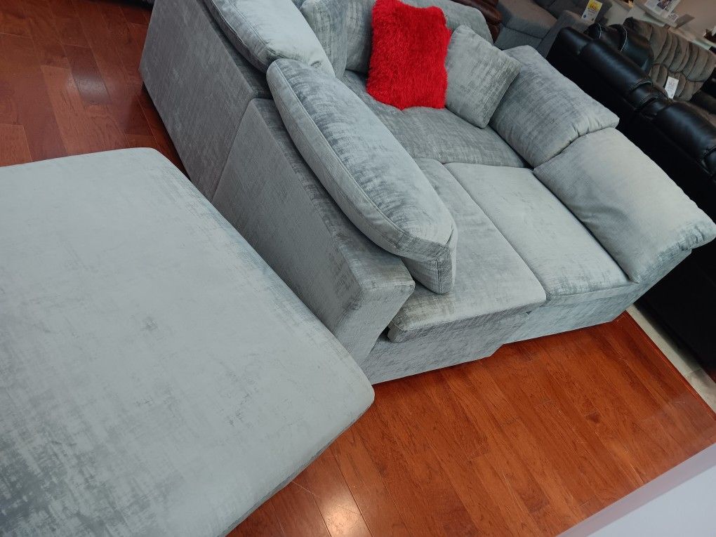 *Year End Sale Event!!!*---Flexible Lima Fabric Sectional Sofa W/Ottoman---Delivery/$10 Down Financing😎