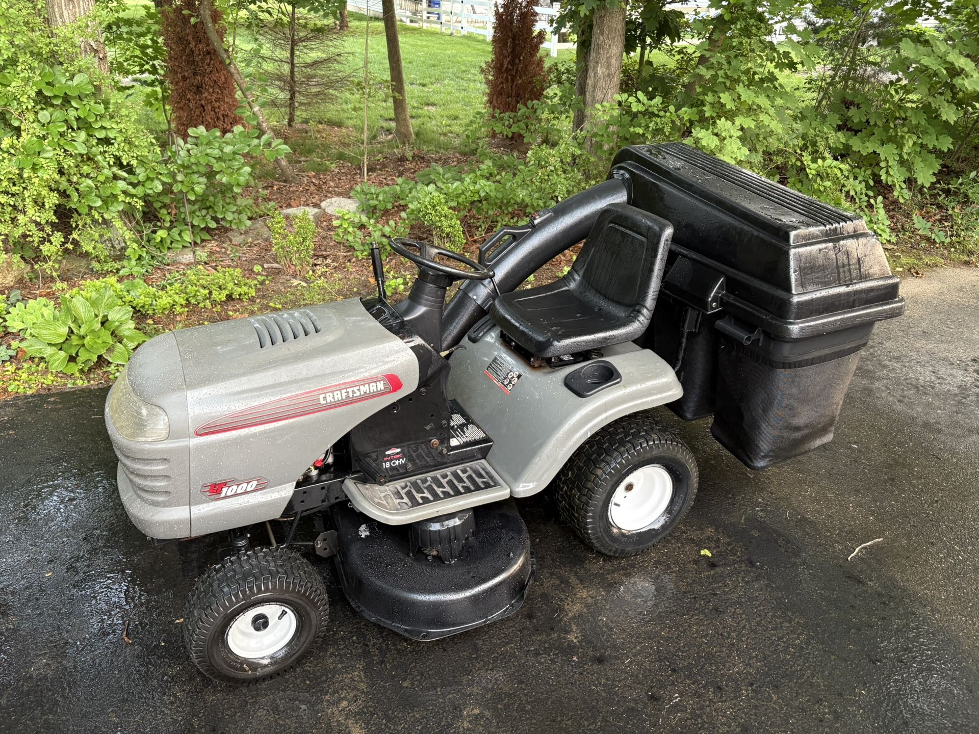 Craftsman Riding Lawn Mower With Triple Bin Bagger