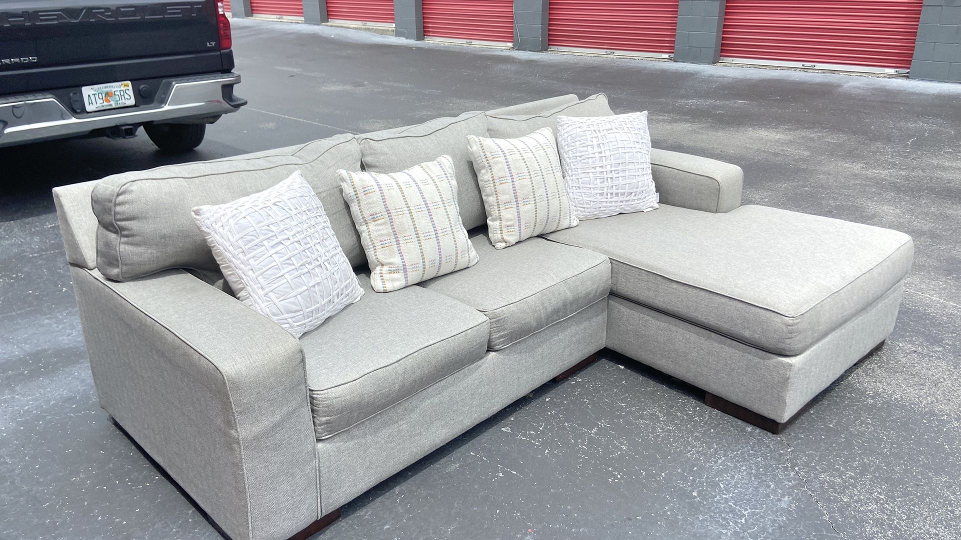 Sectional Sofa & Chaise Set