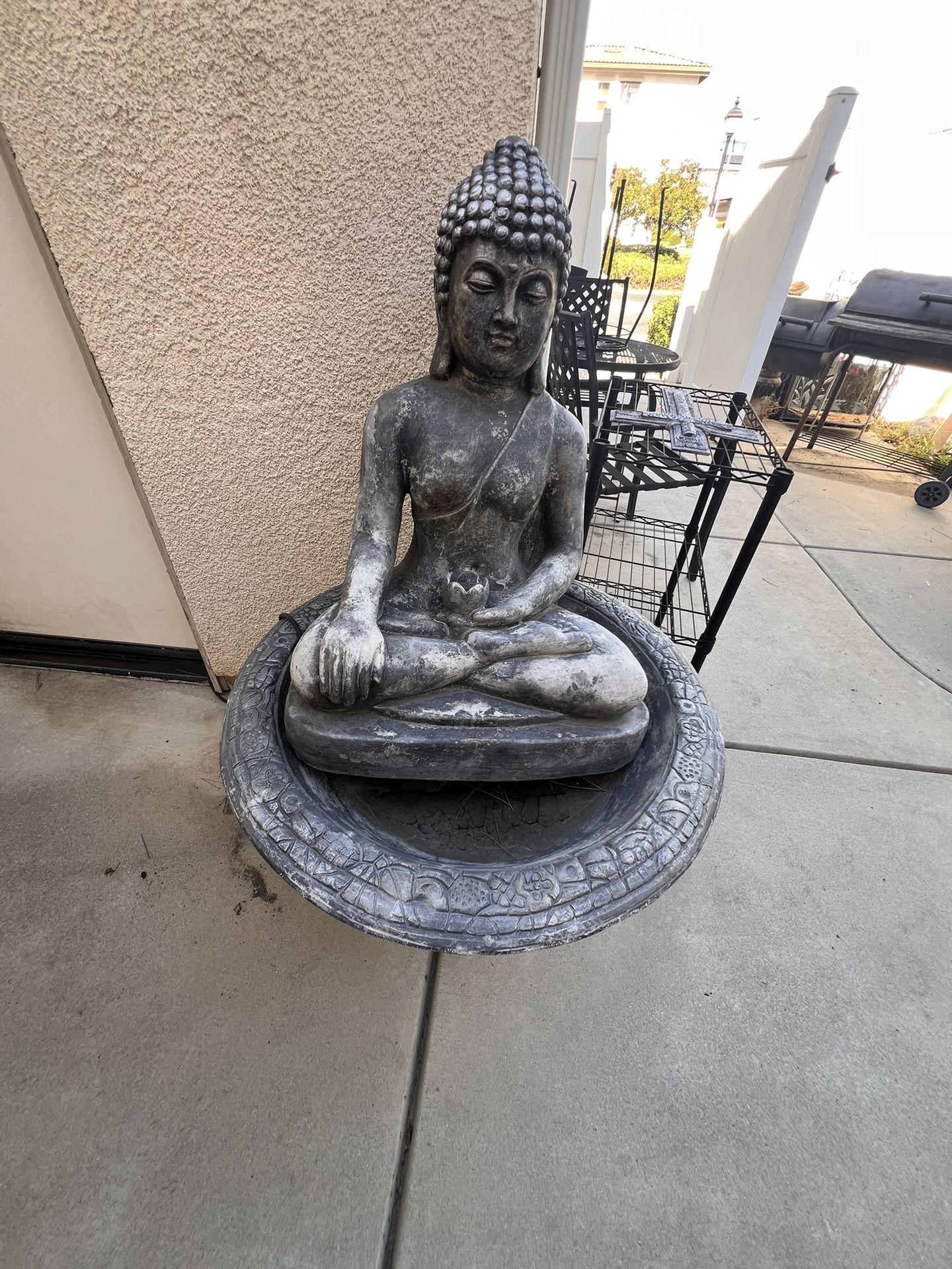 Garden Decor Very Heavy .