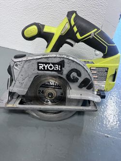 RYOBI 18v One+ 5-1/2 Cordless Circular Saw 