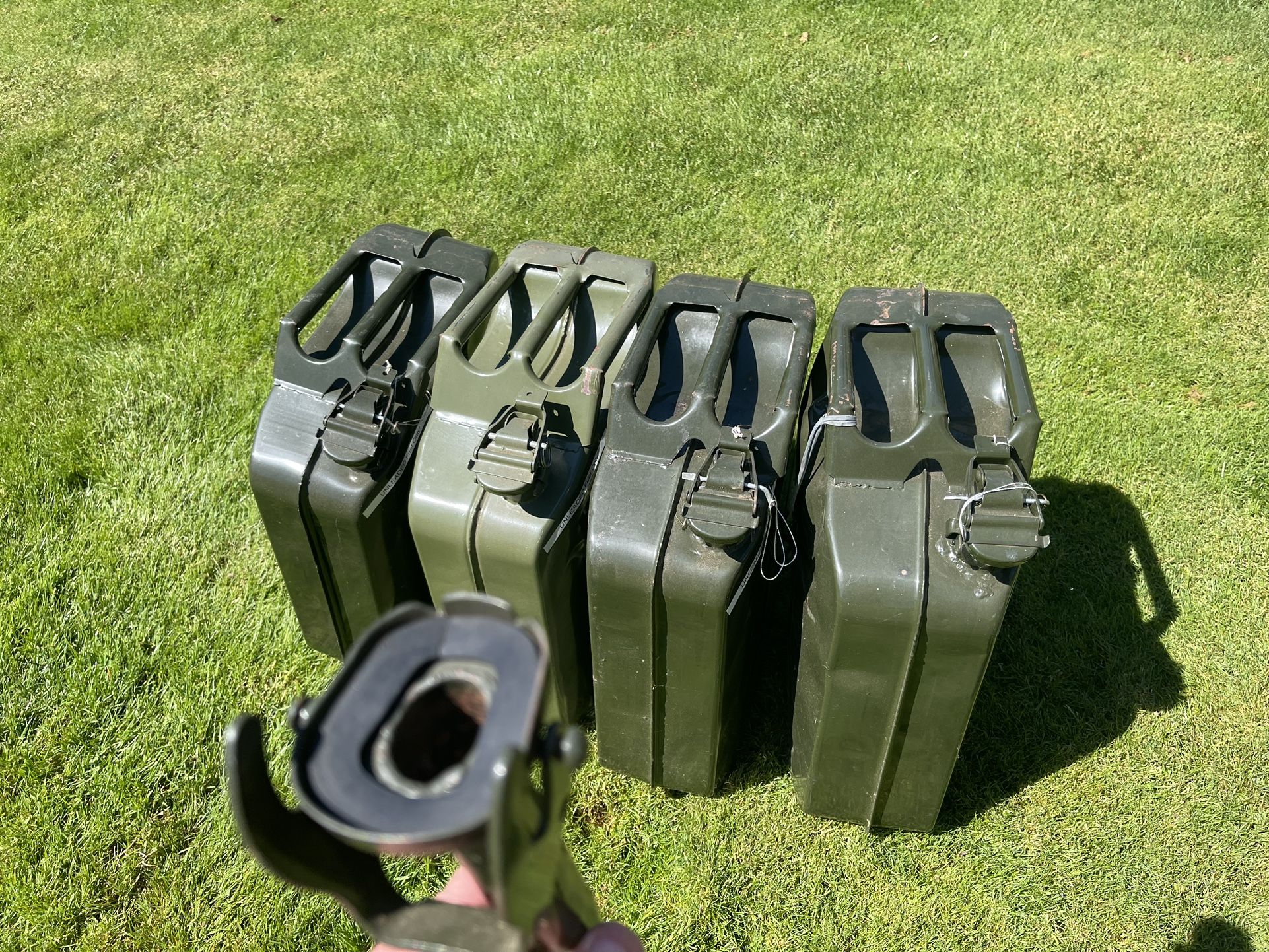 Set Of 4-20 Liter Jerry Cans