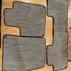 Rivian R1S Floor Mats