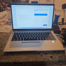 HP Elitebook G8 32 GB Ram/ 512 GB SSD