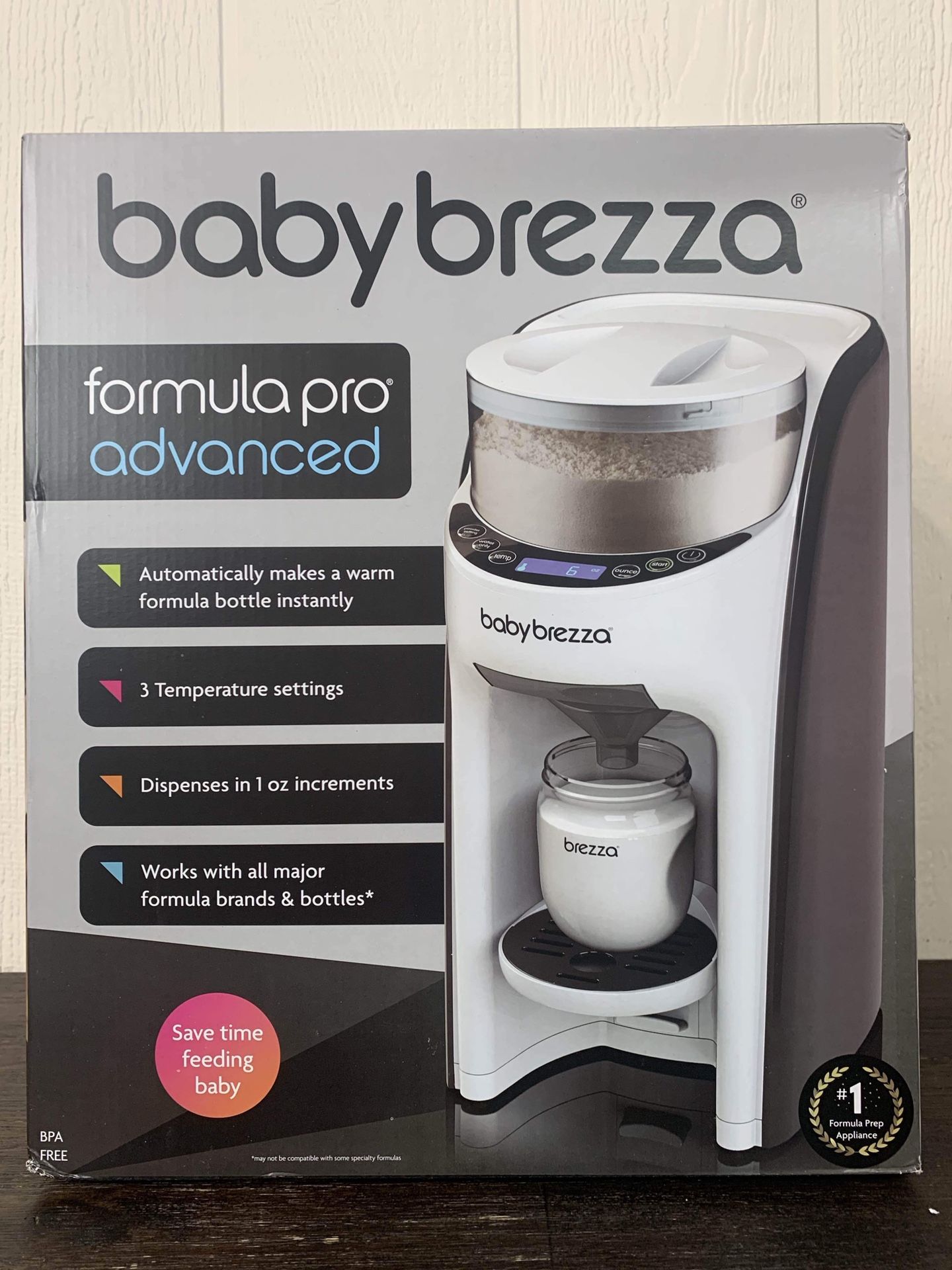 BABY SALE! Newborn essentials. Baby Brezza formula pro advanced, snuggle nest, Baby shusher and what to expect when your expecting