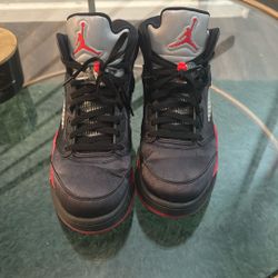 Air Jordan Retro 5 Size 11.5