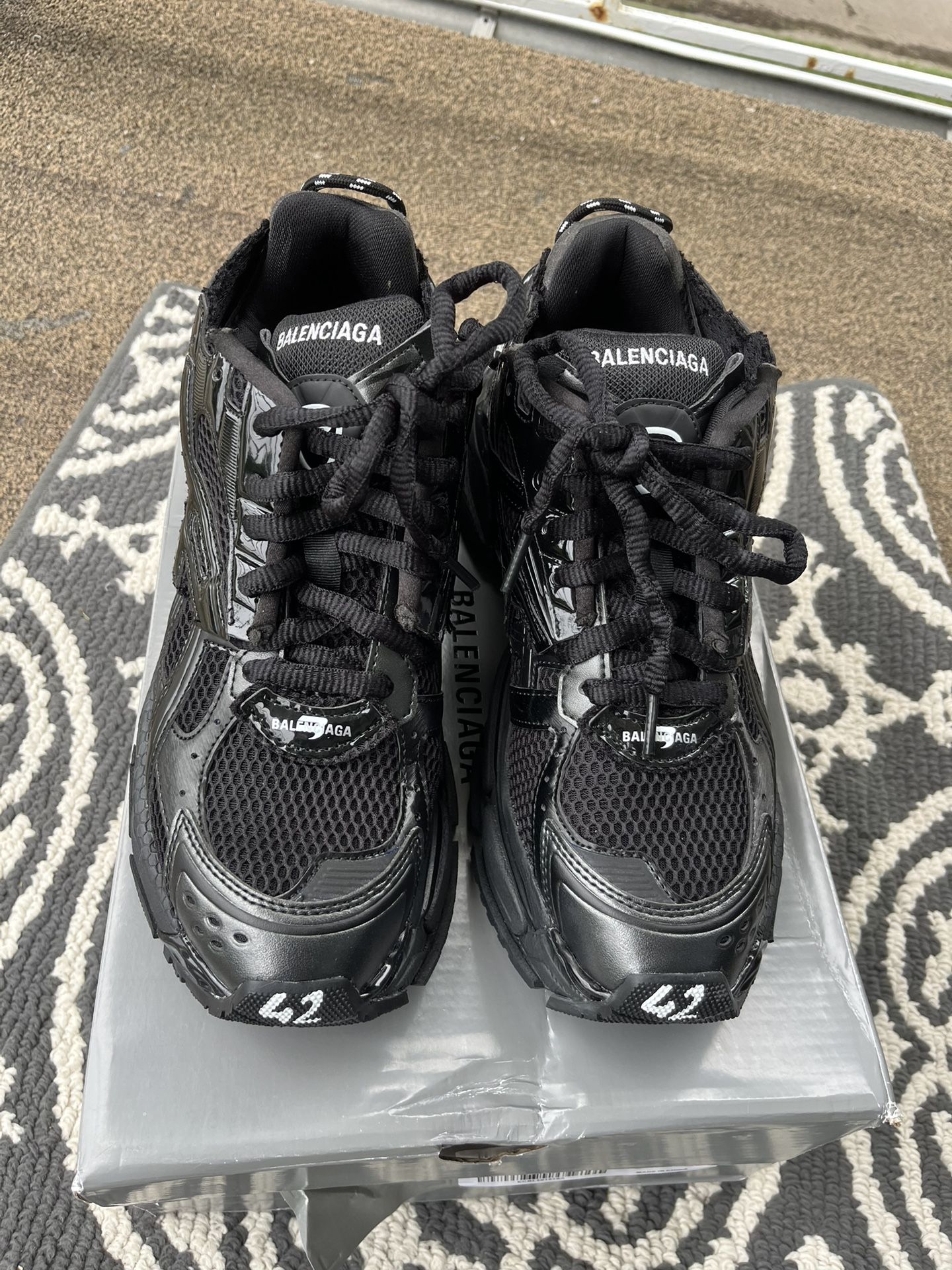Balenciaga runner