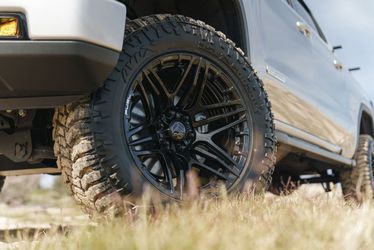 FC909 WEAPON BLACKOUT 20X9 /20X10 5X127/6X135/139.7 OFFSET 1 / -18 .CHECK PRICE