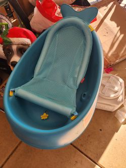 Baby bathtub