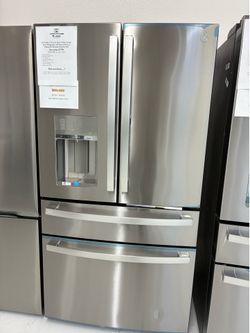 50% OFF( THIS WEEK ONLY) GE 4 door fridge with door in door /MSRP$4399 NOW$1399
