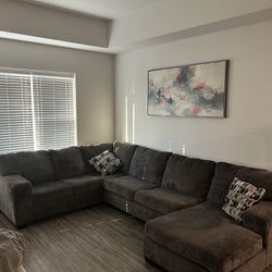 NFM Couch (charcoal gray)