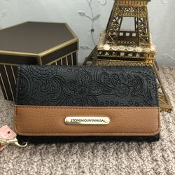 Elegant Leather Wallet