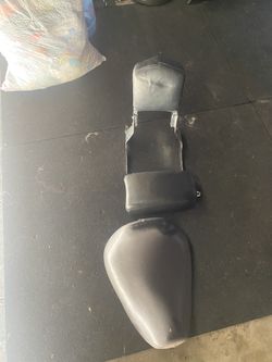 Sportster Rider Seat And Passenger Seat