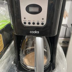 12 Cup Coffeemaker